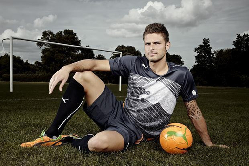 周薪飙升至30万英镑！阿森纳球星萨卡将续约五年，成为队内最高薪球员