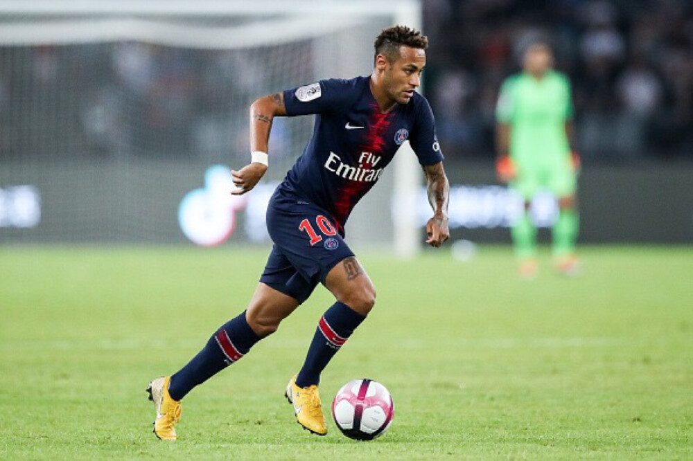 搭档时装免费送！《洛奇英雄传》14周年福利不容错过！