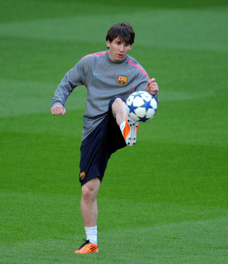 意甲积分榜前四竞争激烈