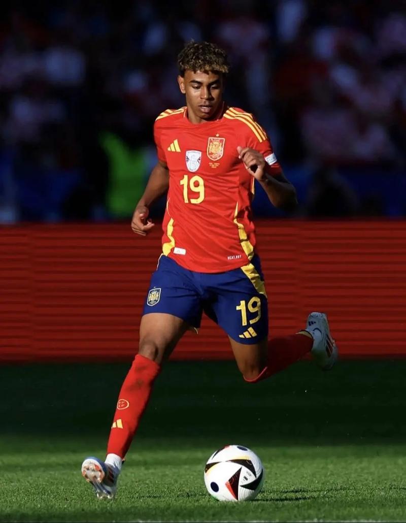 格拉斯纳：达到门槛便可1月买格伊