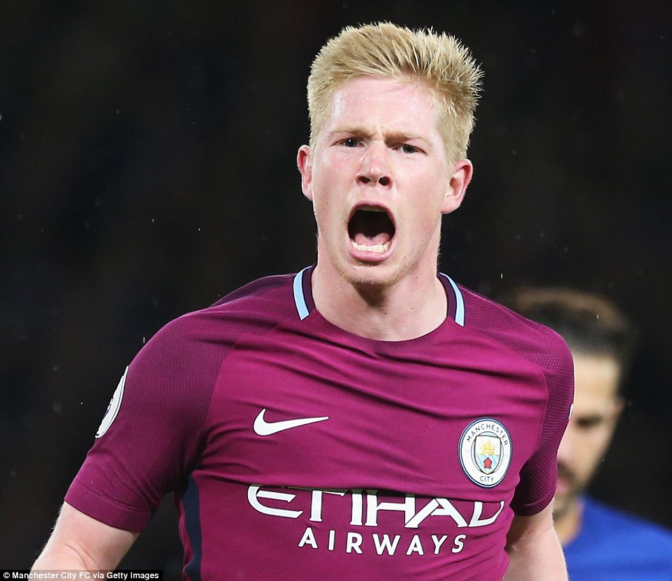 梦幻西游：旭旭宝宝与官方续约，二狗打皇宫击败呆瓜！